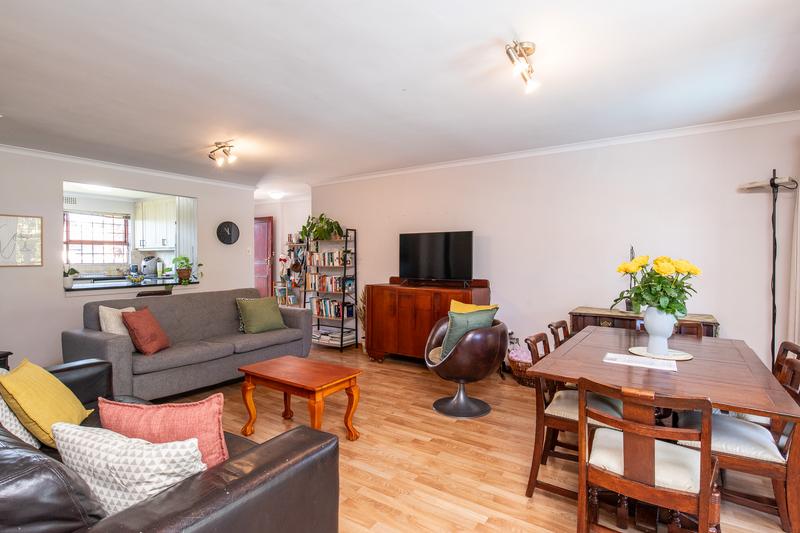 To Let 3 Bedroom Property for Rent in Lakeside Western Cape